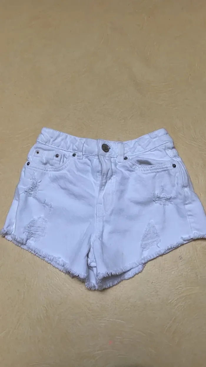 Short Zara