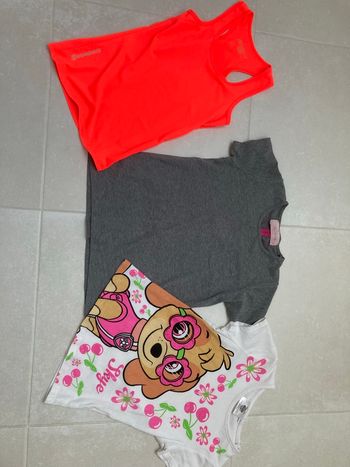 Lot 3 t shirts taille 5/6 ans