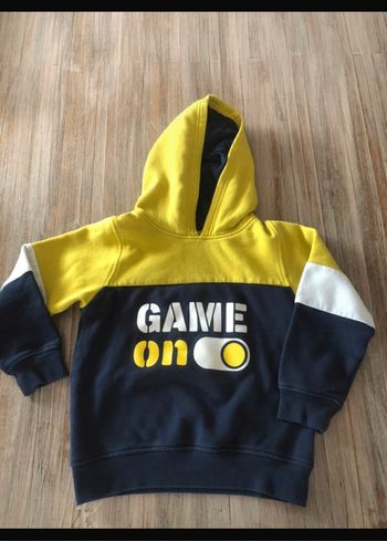 Pull capuche 8 ans