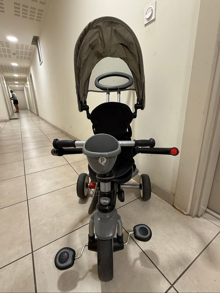 Q Play - Tricycle Evolutif Cosy 4-en-1 - Gris