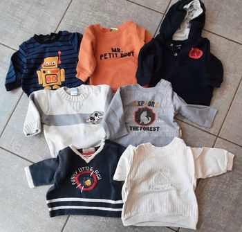 Lot 7 pulls bébé garçon 3mois
