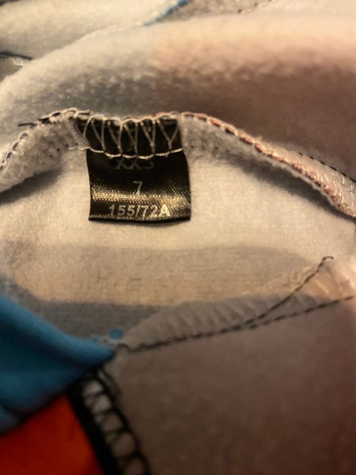 Sweat noir rouge bleu bleu manga taille XXS - photo numéro 6