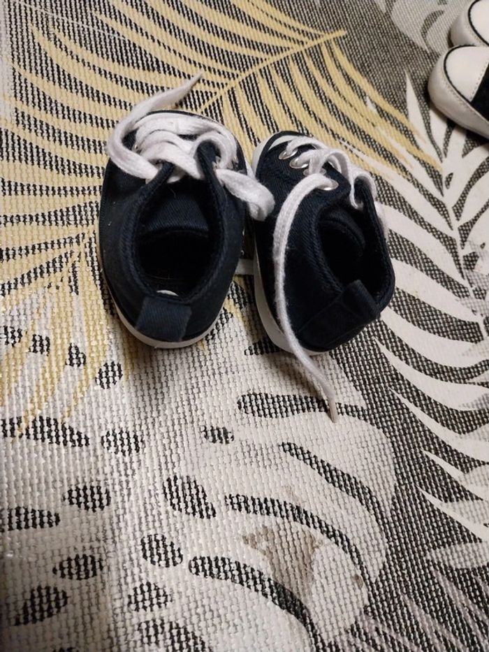 Chaussure bébé - photo numéro 2