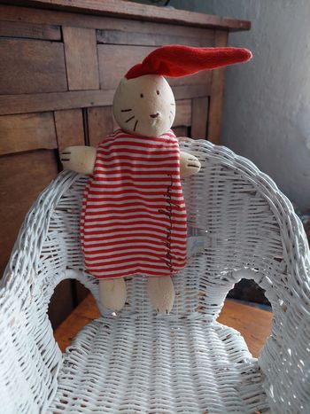 Doudou lapin rouge Jacadi