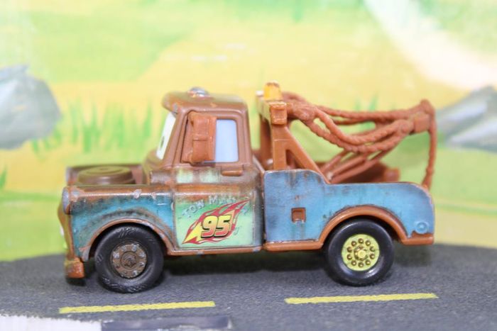 Disney Pixar Cars Martin avec N° de course de Flash - photo numéro 2