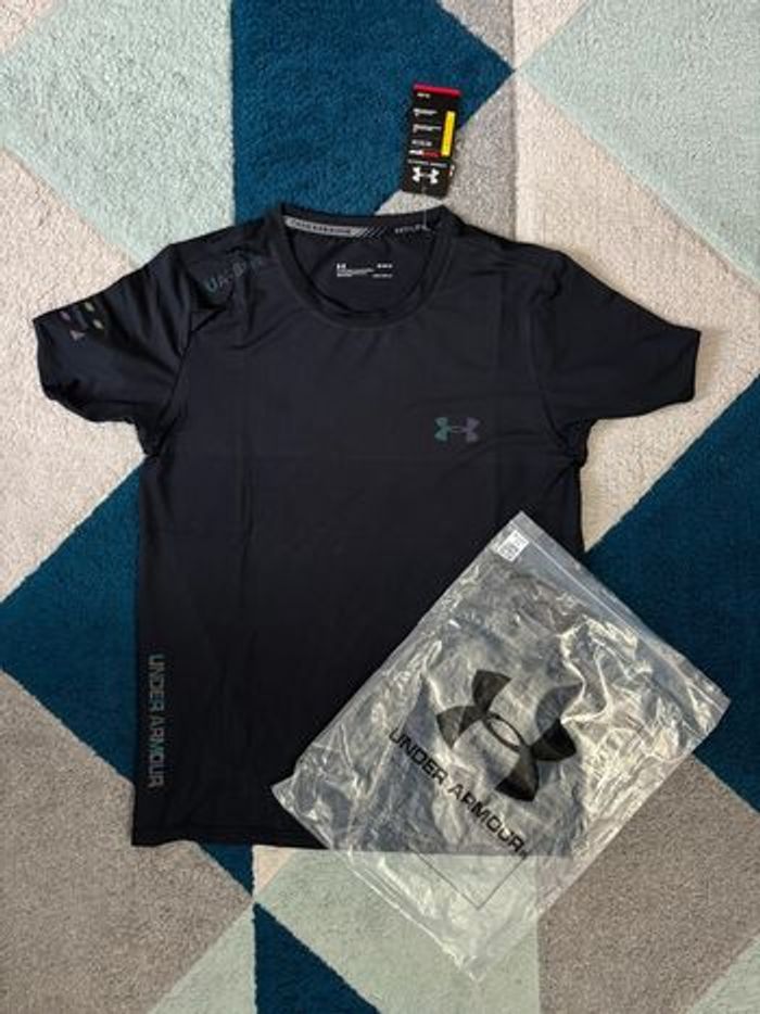 T-Shirt Running Under Armour Fluorescent Taille M - photo numéro 2