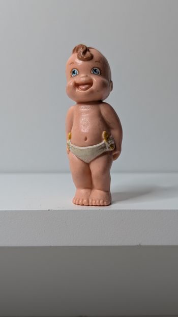 [Magic Diaper] Figurine babies tire la langue