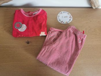 Pyjama 2 pieces en velour 36mois kitchoun bon état