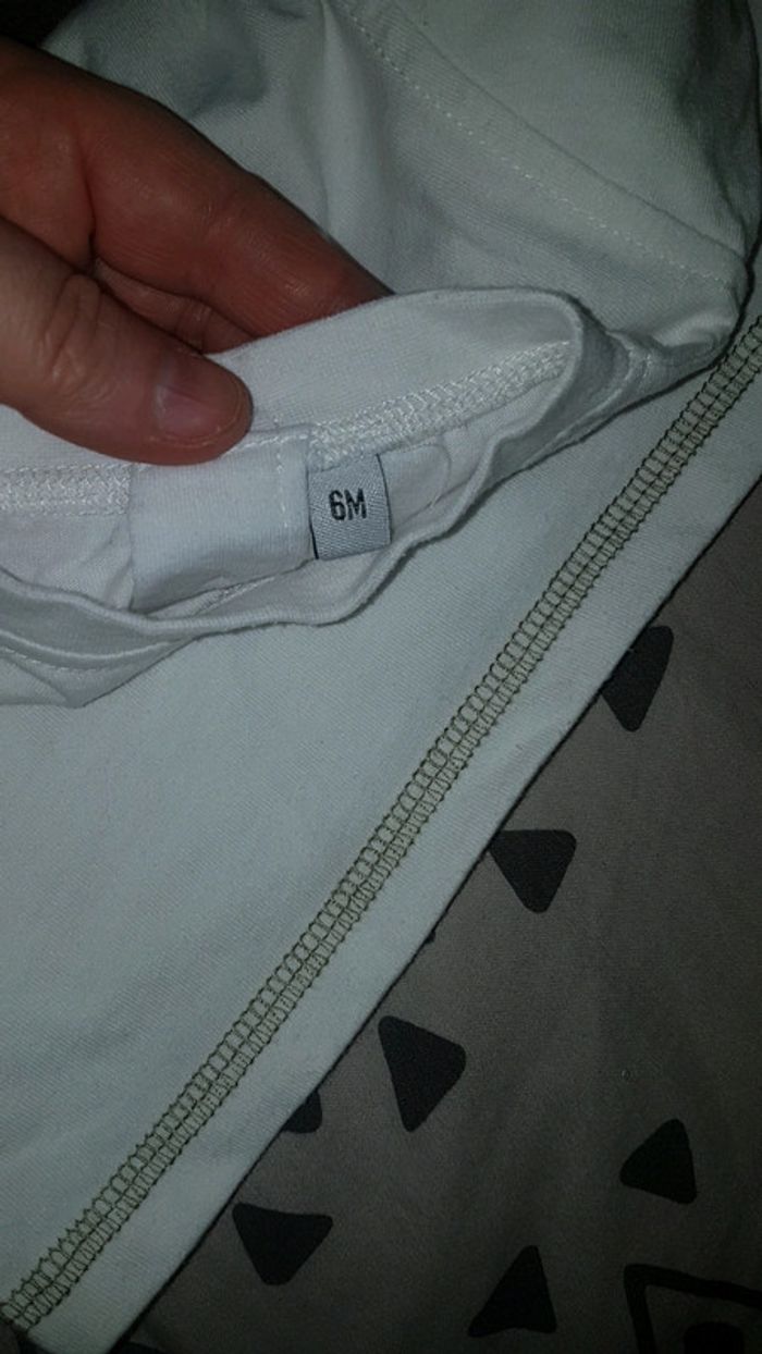 T-tshirt 6 mois garçon 0€50 -50% dès 2 achetés - photo numéro 2