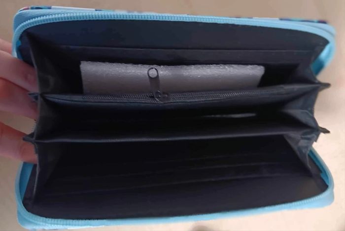 grand porte-monnaie, housse gsm 20x10x3 cm beaucoup de compartiments Neuf et emballé idéal comme cadeau - photo numéro 2