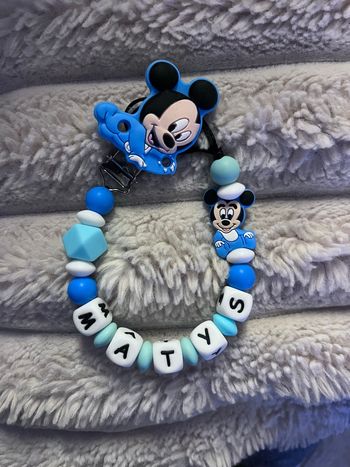 Attache tétine personnalisé