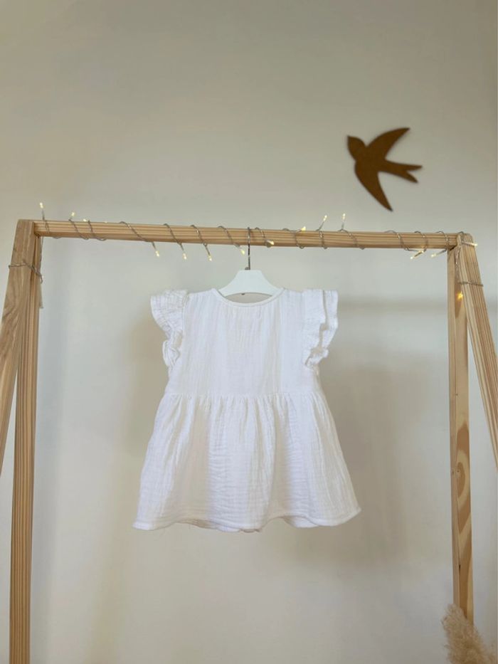 Robe volant blanche taille 18/24 mois - photo numéro 3