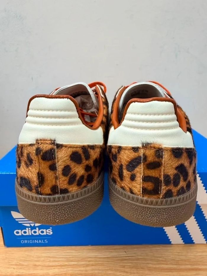 Baskets adidas Samba neuves à imprimé léopard, pointure 38 - photo numéro 3