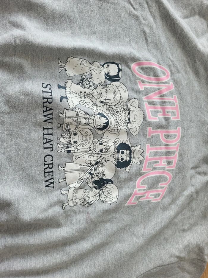 Pull fille  à capuche - photo numéro 3