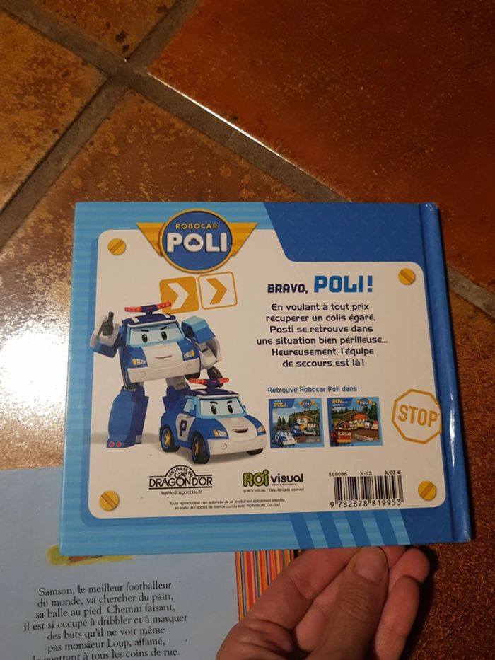 Lot de 4 livres enfant divers Disney cars robocar - photo numéro 5