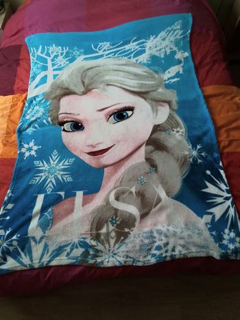 Plaid polaire Reine des Neige Disney