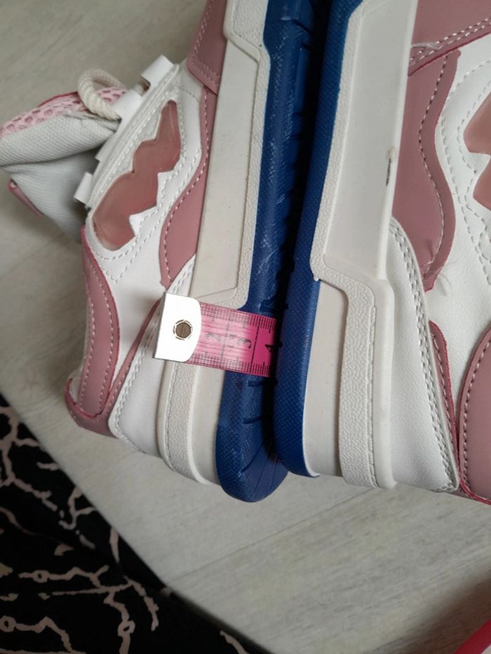 Baskets neuves Chuhaovu taille 36 - photo numéro 8