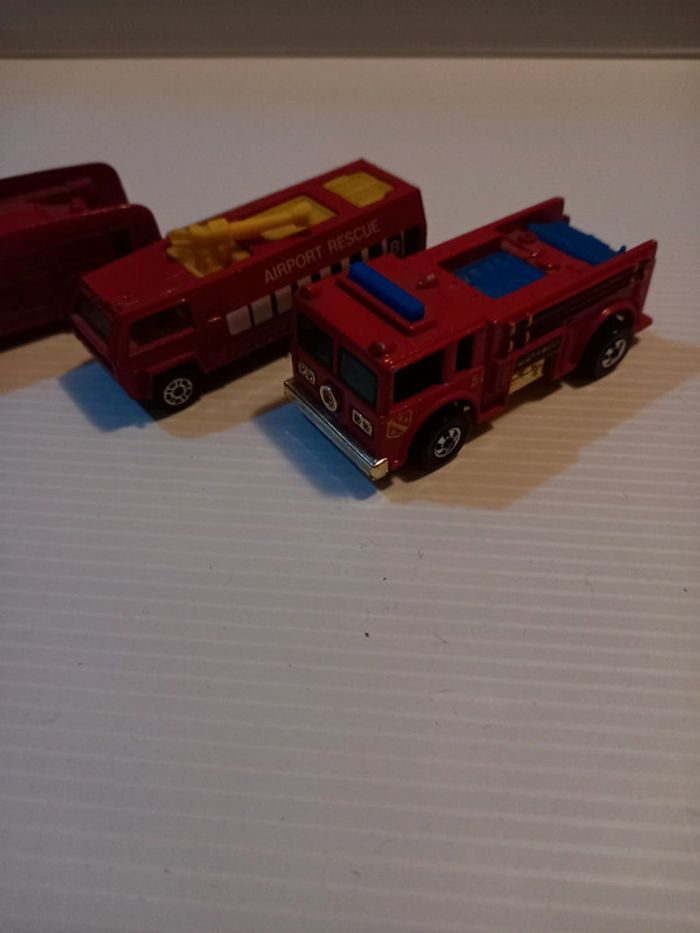 5 véhicules de pompier - photo numéro 5