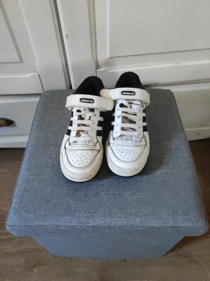 Basket Adidas en cuir