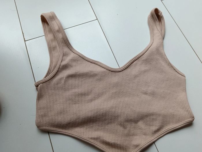 Brassière beige