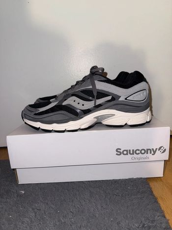Saucony Progrid Omni 9