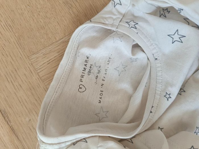 T shirt étoiles Primark - photo numéro 3