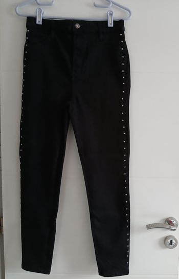 Pantalon Bershka
Taille 42