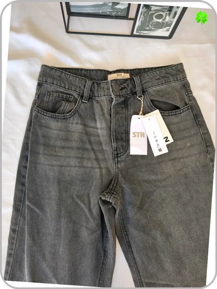 Jeans large Stradivarius femme Neuf 36 - photo numéro 3