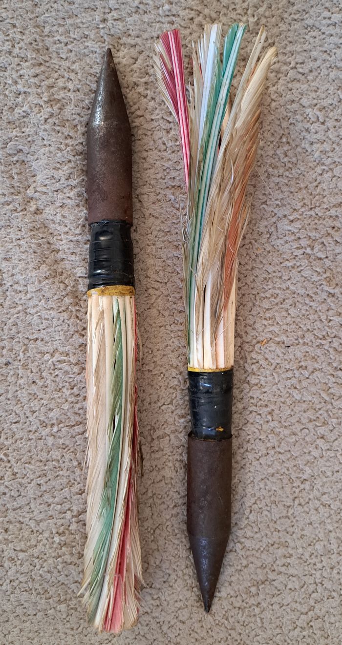 Paires d'anciens javelots