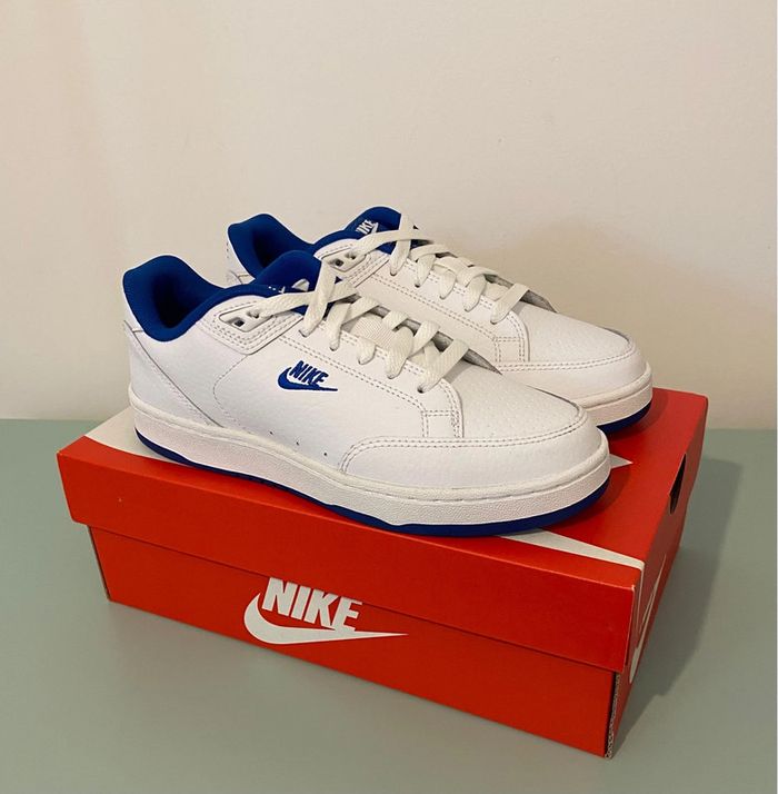 Baskets Nike Grandstand II neuves