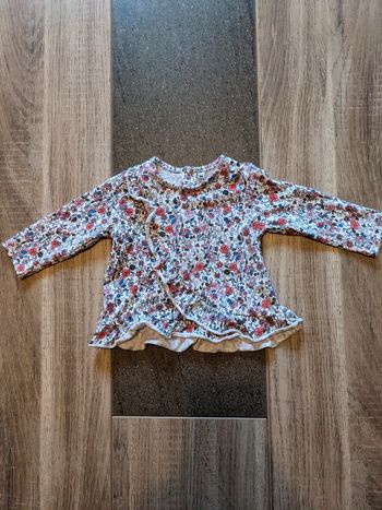 Manches longues taille 6 mois