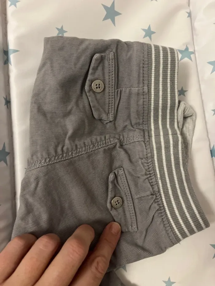 Pantalon  obaibi trois mois - photo numéro 3