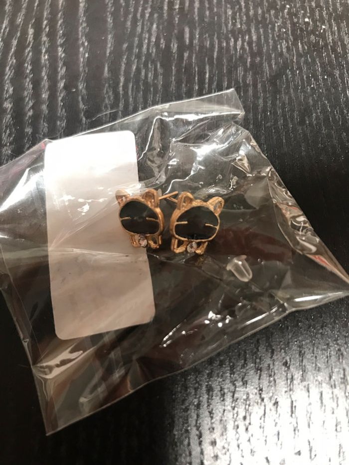Parure boucles d’oreilles chats strass et bracelet - photo numéro 3