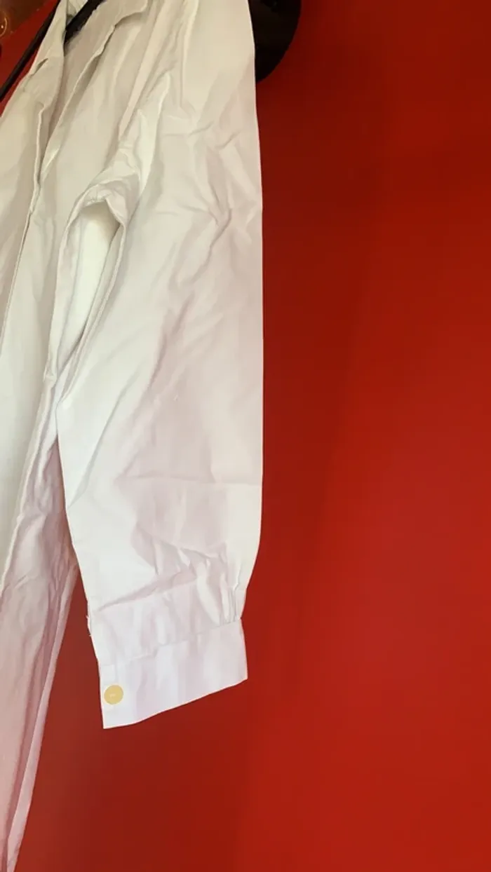 Blouse spéciale femme - photo numéro 4