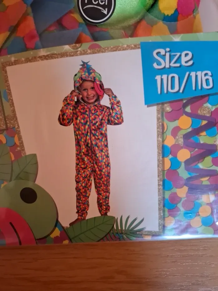 Pyjama/déguisement 110/116 - photo numéro 2