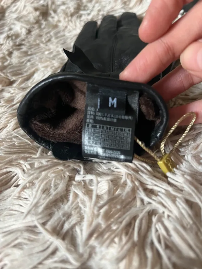 Black lined lambskin gloves, size M - photo numéro 4