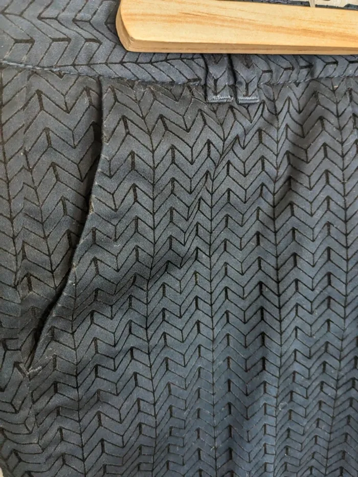 Pantalon Kiabi - marine motif géométrique - photo numéro 2