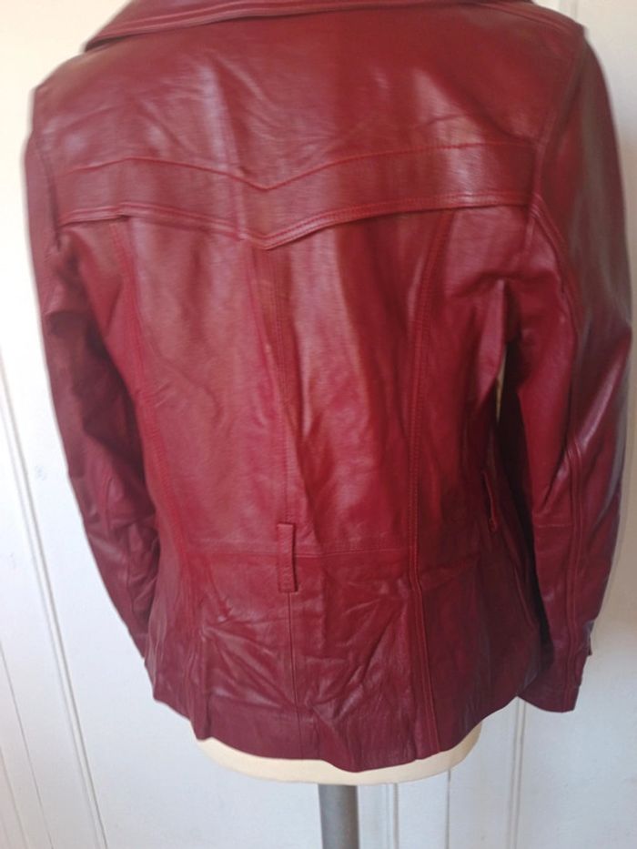 veste perfecto en cuir Cuir femme rouge Bordeau marque finzi Neuf - photo numéro 8