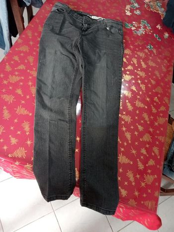 Jean slim taille 42