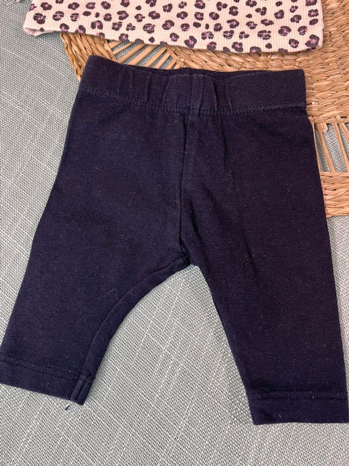Lot 2 ensembles taille 1 mois - photo numéro 6