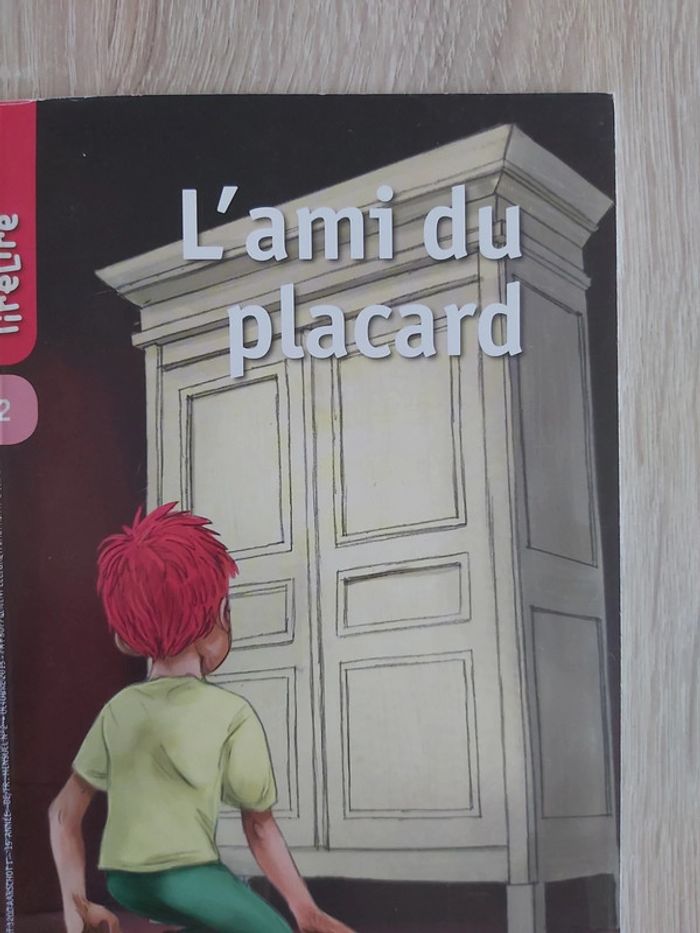 L'ami du placard