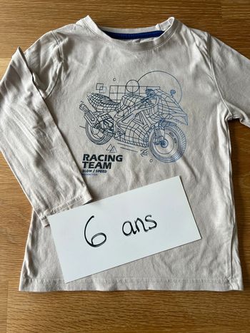 T shirt ML kiabi 6 ans