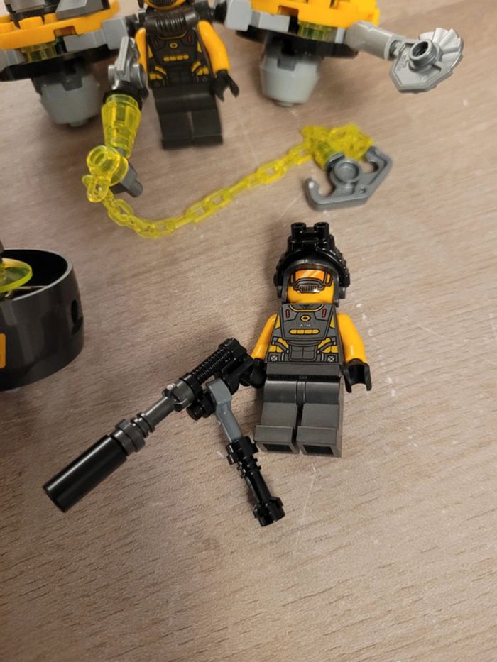 Lot de 4 figurines lego marvel AIM agents - photo numéro 3