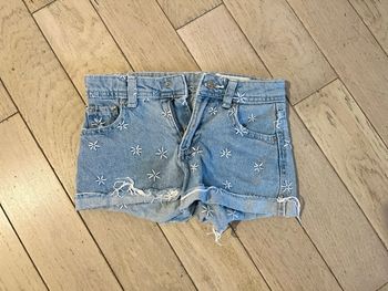 Short en jean 4-5 ans