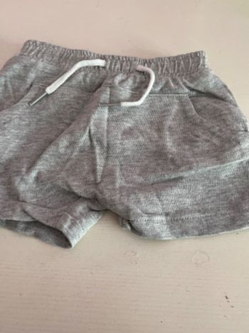 Short, garçon