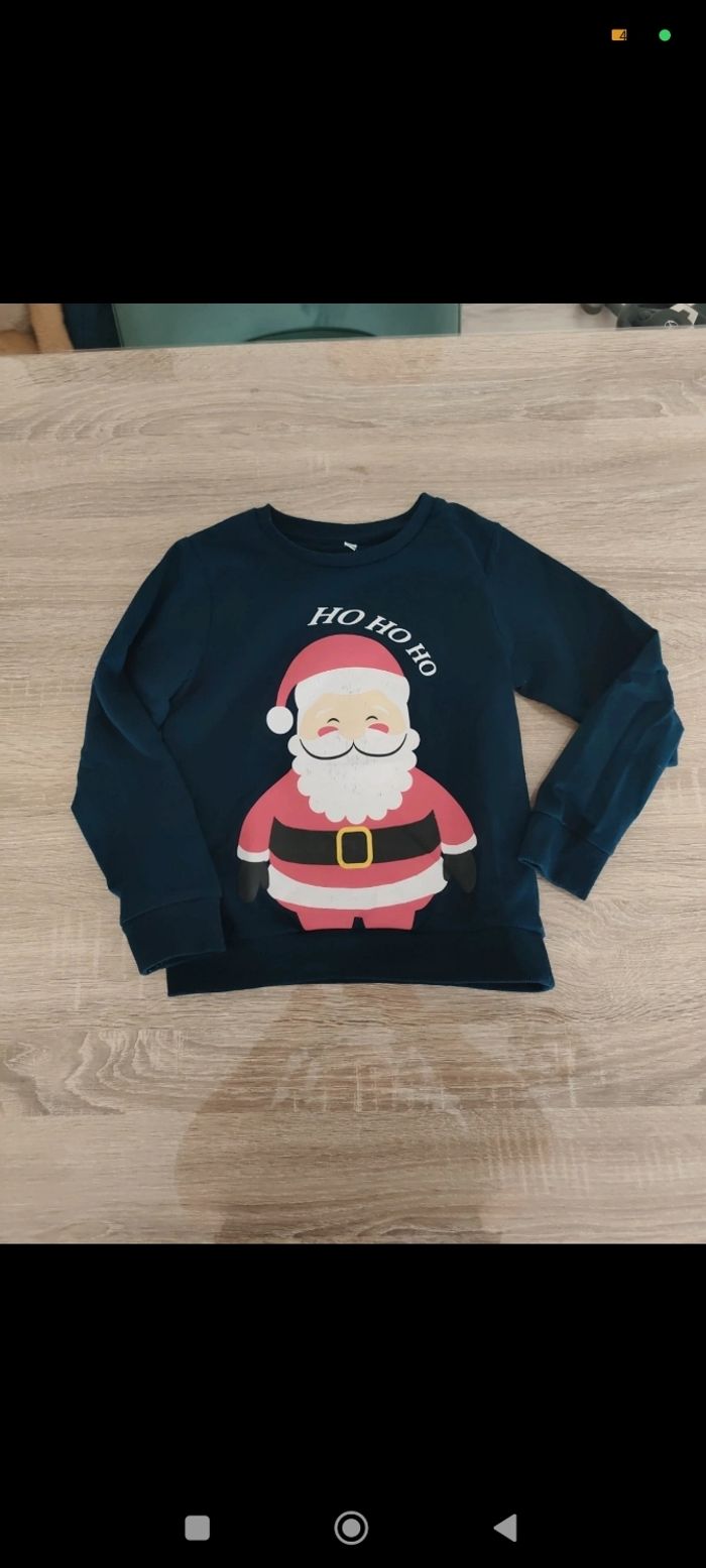(a donner avec un achat) Pull de Noël garçon
