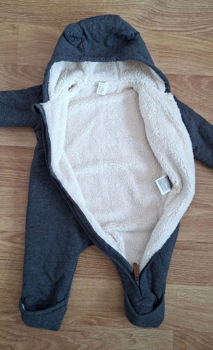Combi H&M taille 3 mois - photo numéro 2