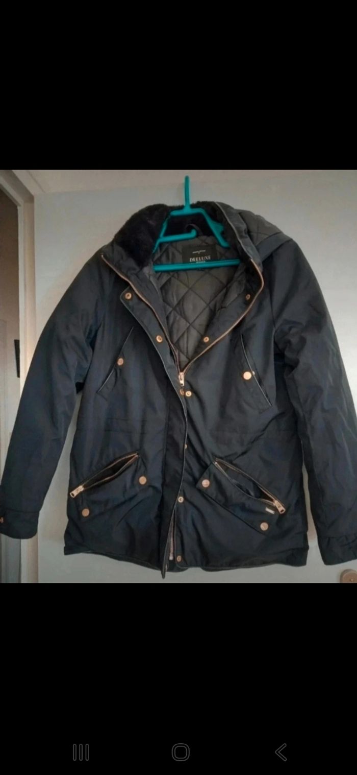 Parka noire femme avec poches et capuche taille S deluxe women