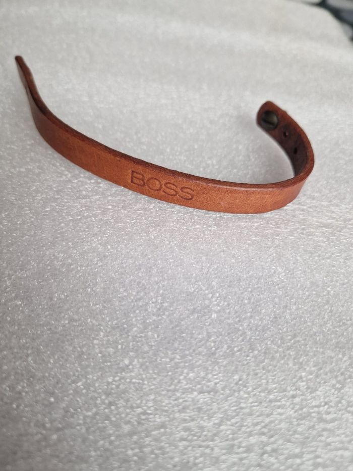 🪶 Bracelet en cuir marron BOSS – 19 cm - photo numéro 6