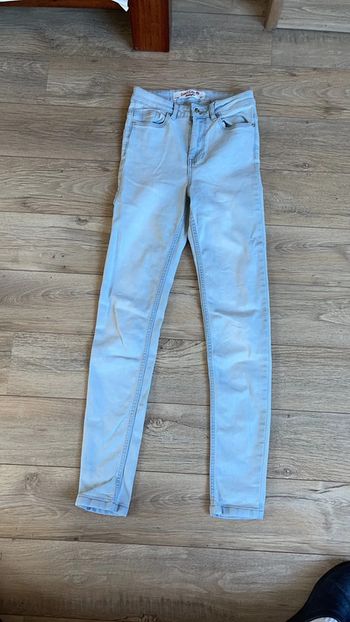 Jean bleu ciel Jennyfer T 32